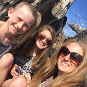 Meet your Posher, Becky